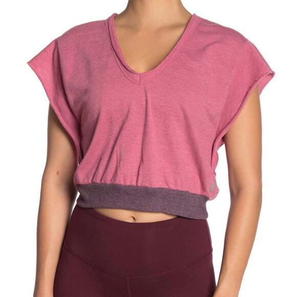 Free People dark pink Happy Camper cropped tee small New - Picture 1 of 4